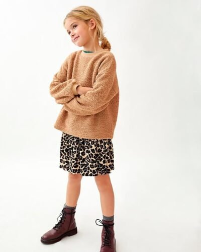 Shorts with turn-up hems